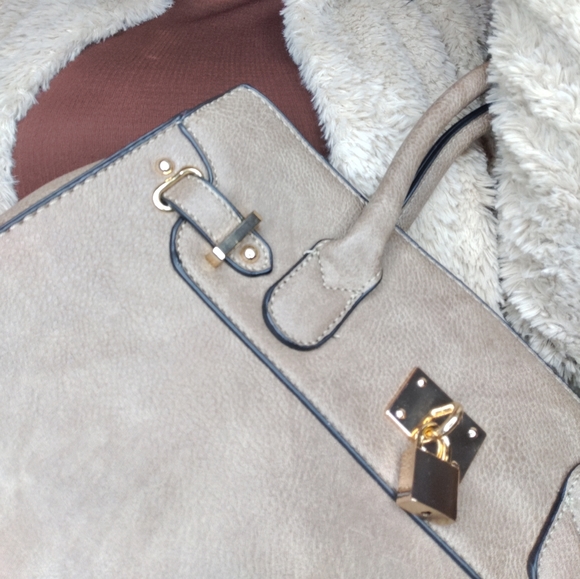 Large bag - Picture 10 of 13